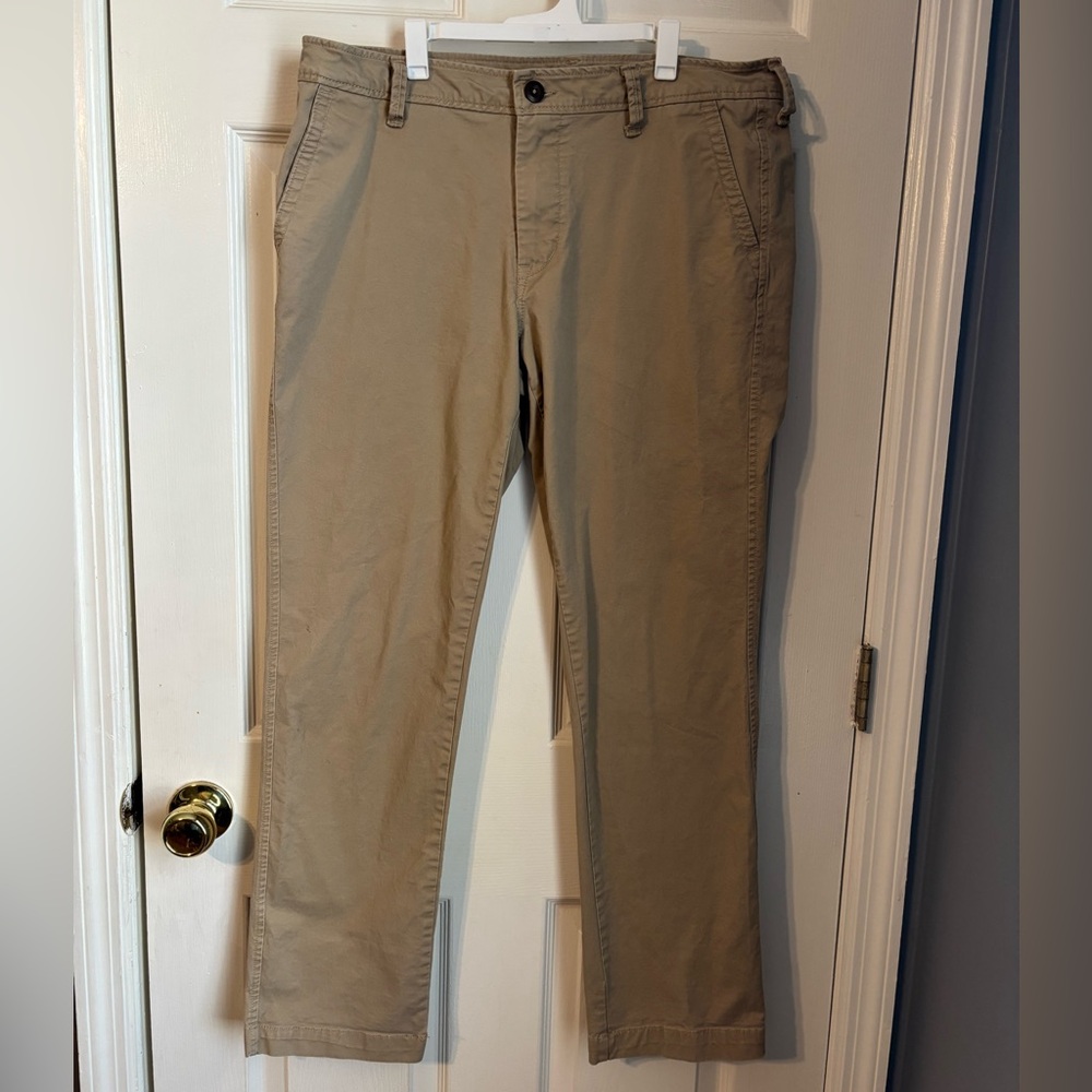 Aeropostale Tan Chinos